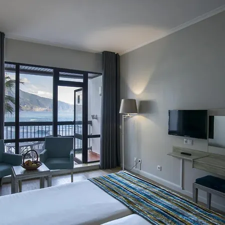 Hotel Estalagem Do Mar 3*