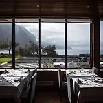 Hotel Estalagem Do Mar 3*