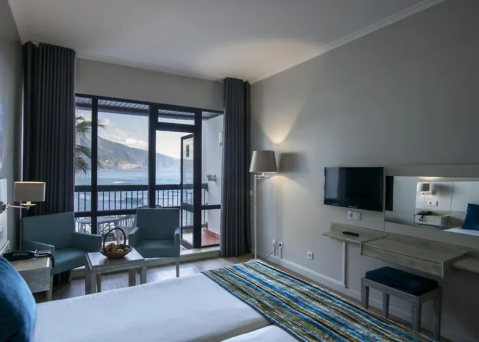 Hotel Estalagem Do Mar 3*